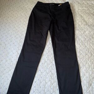 Lee Petite Relaxed Fit Straight Leg Mid Rise Jeans Women’s Size 2 Black.